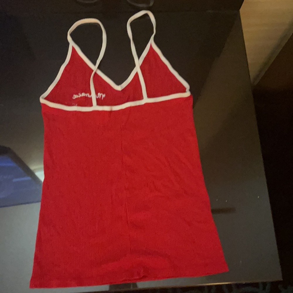 Top - Picture 2 of 2